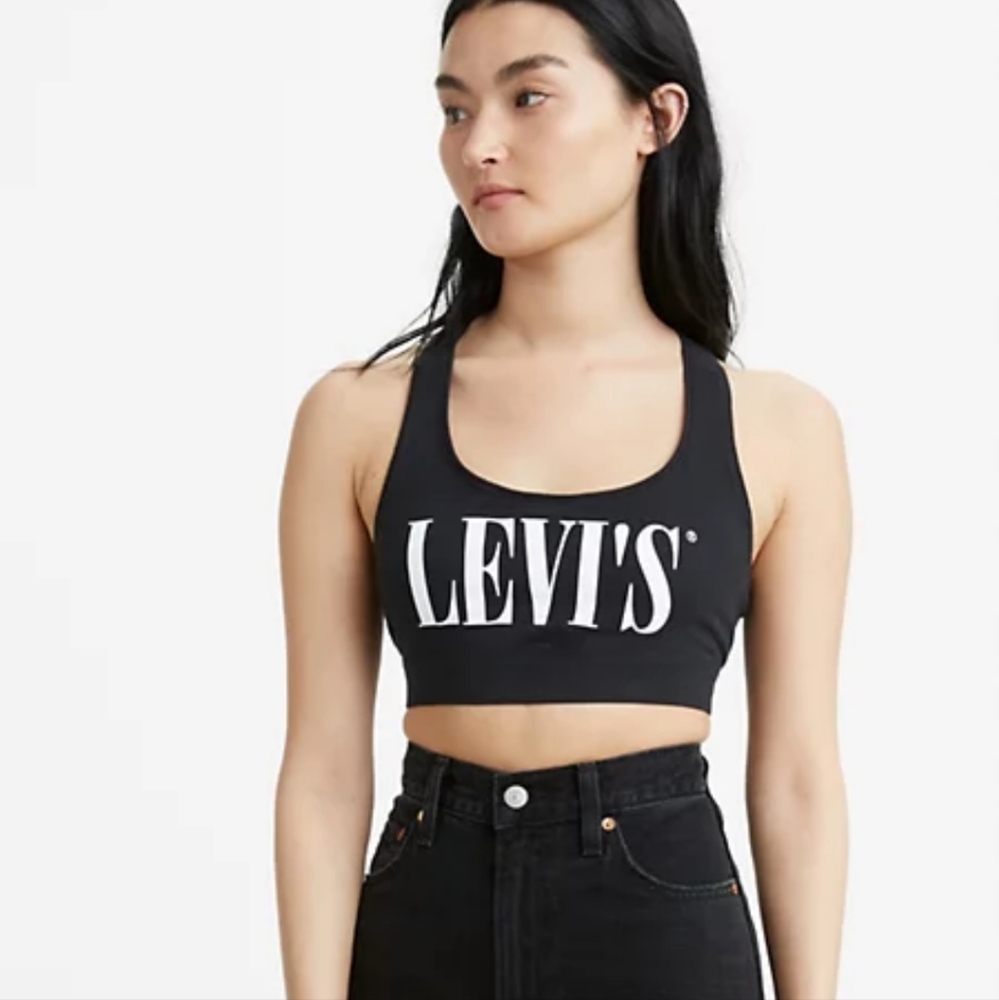 💥HOST PICK 💥 BNWT Levi's® Logo Sports Bra/Crop Top